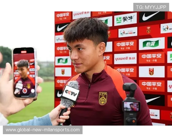 马竞门将关键扑救挽救险情，马竞青训门将